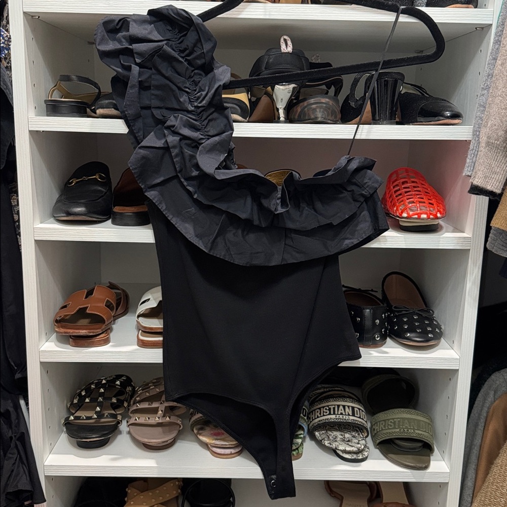 2 One Shoulder Tops Ruffle - Picture 5 of 5